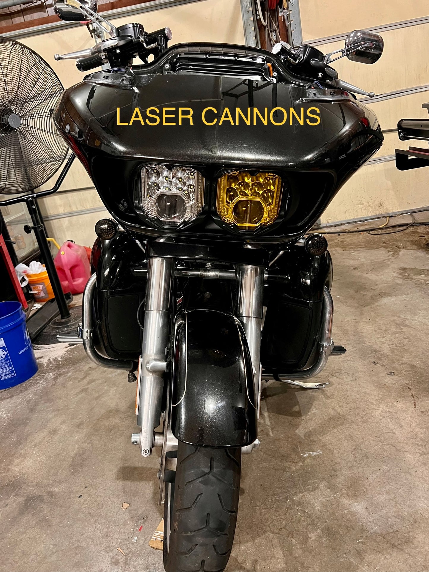 15+ Harley Road Glide Headlight dual 7inch round bracket.
