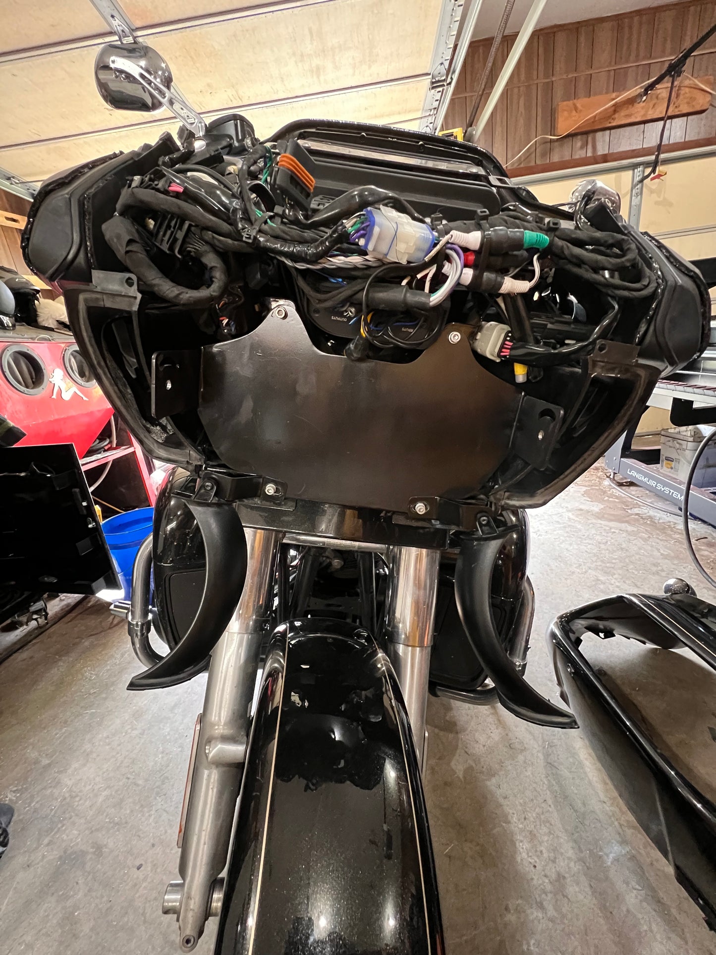 15+ Harley Road Glide Headlight dual 7inch round bracket.