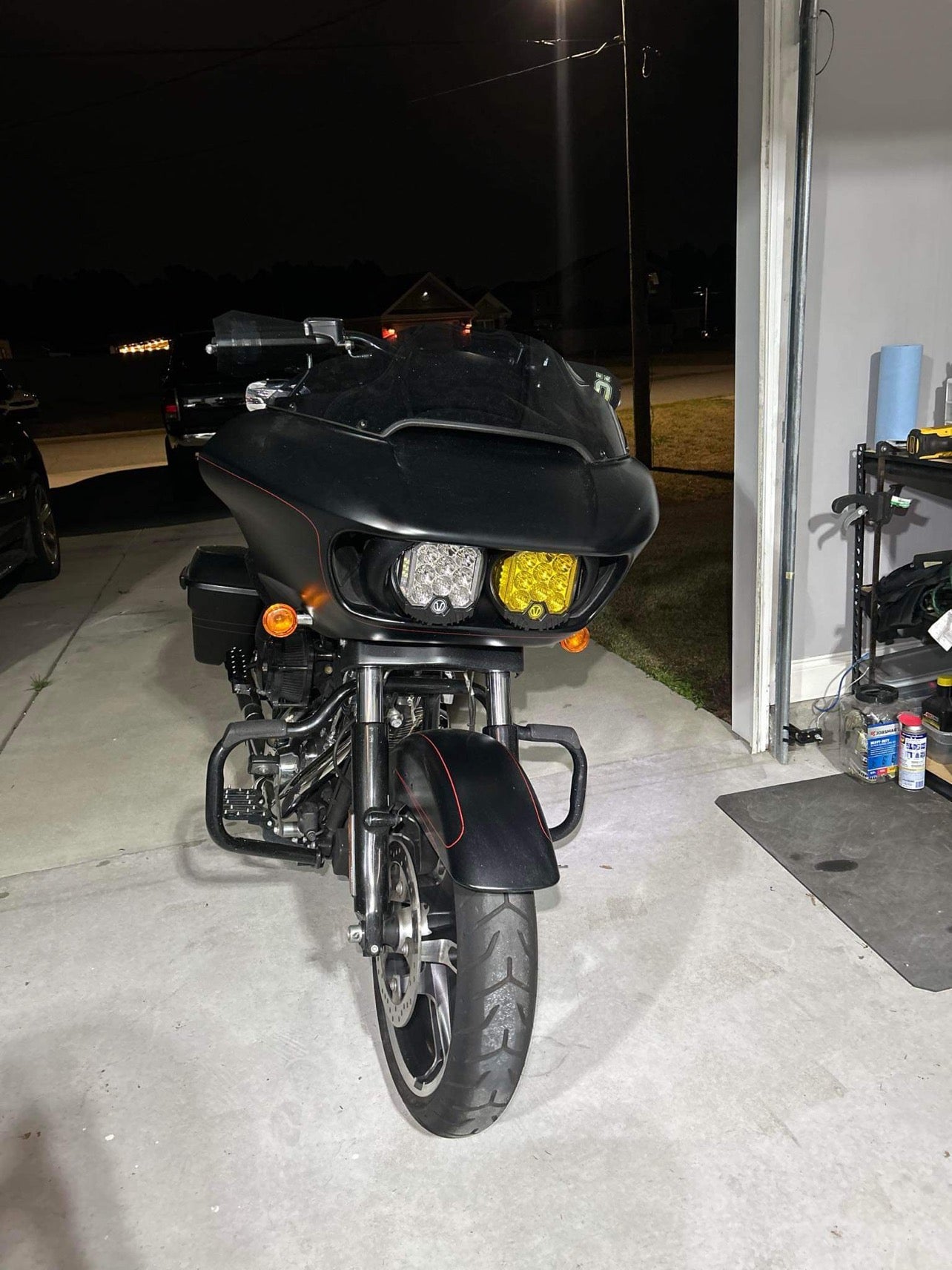 15+ Harley Road Glide Headlight dual 7inch round bracket.